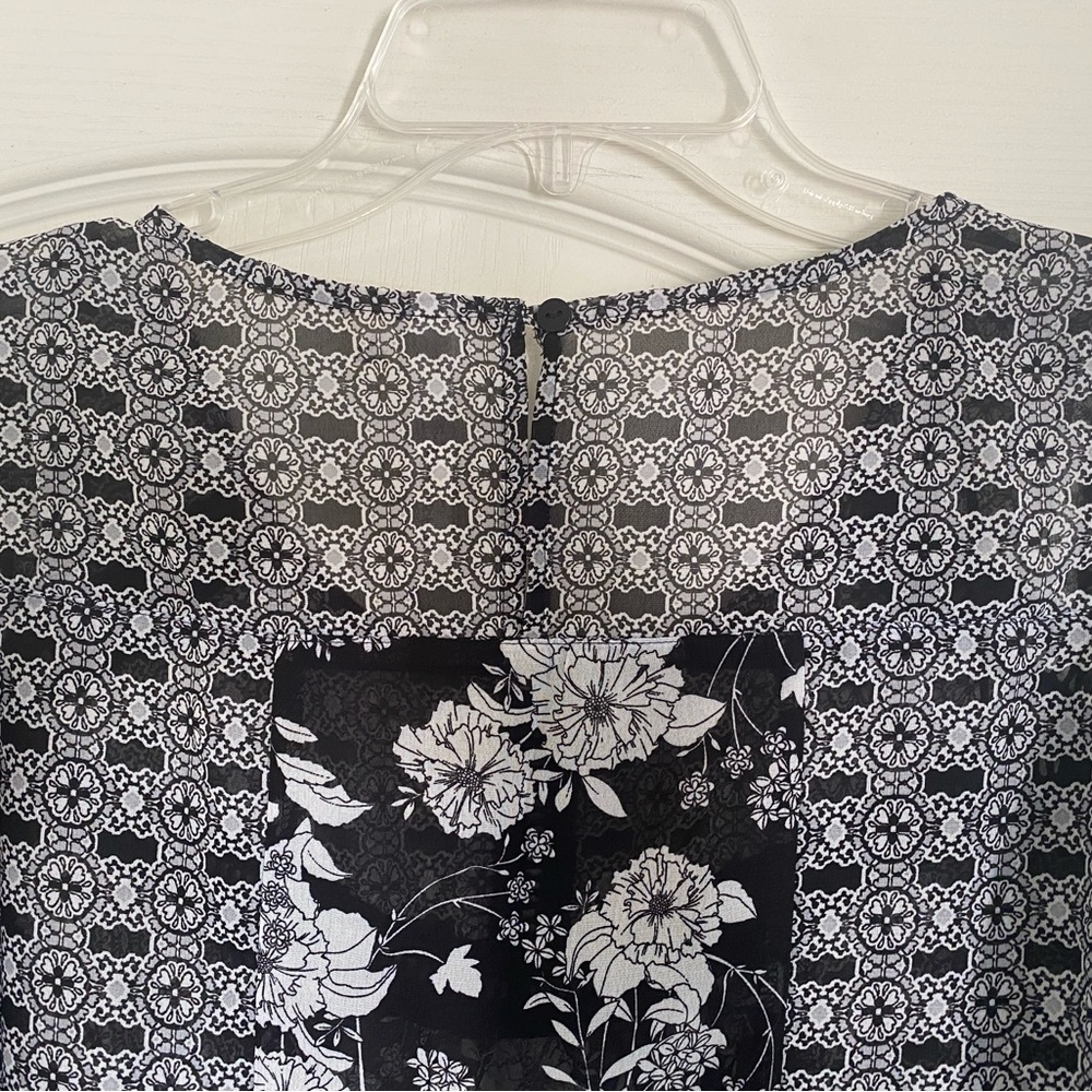 NY Collection Sheer Cut Out Shoulder Blouse | Size Small - Picture 9 of 9